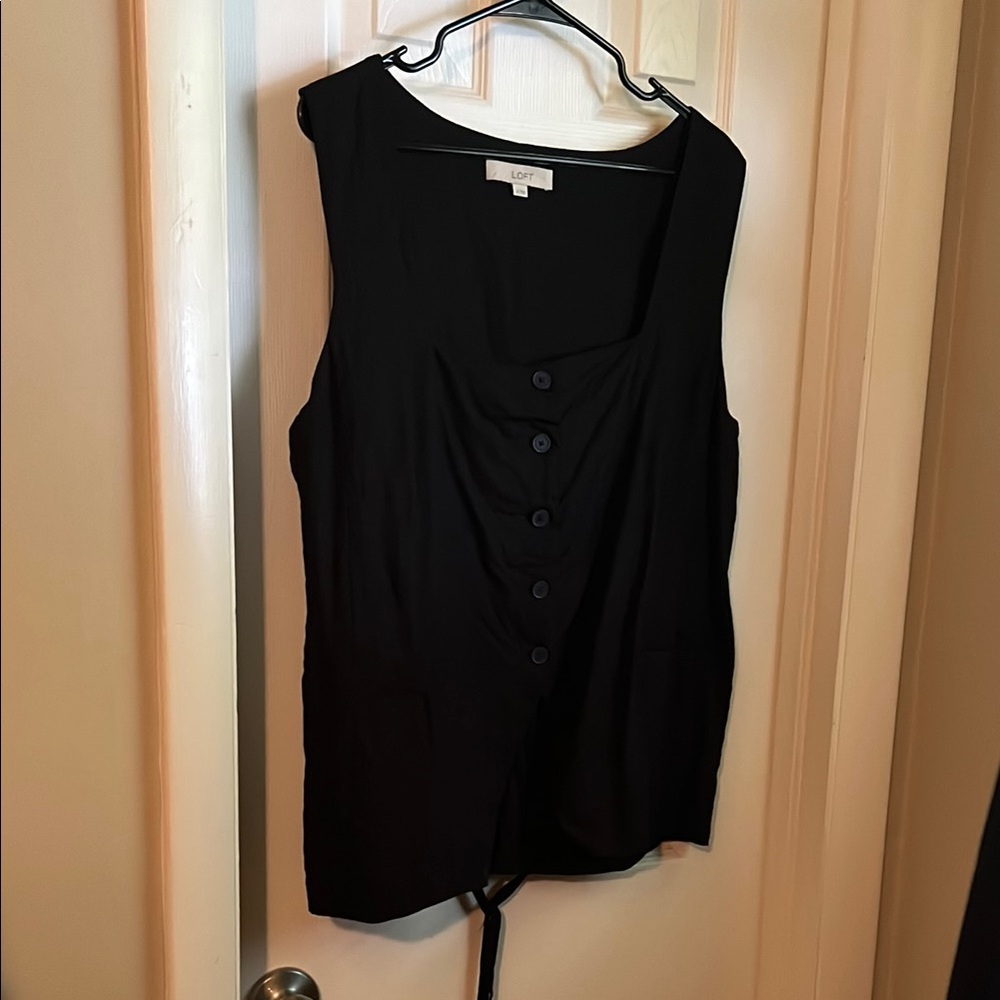 LOFT Black Buttoned Tie Back Vest